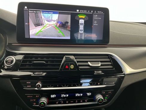 Used 2023 BMW 540i xDrive w/ M Sport Package image 18