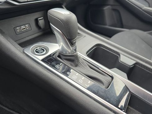 Used 2023 Nissan Sentra SV image 24