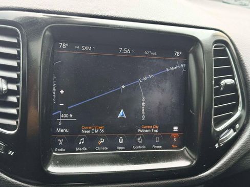 Used 2017 Jeep Compass Limited w/ Navigation Group image 19