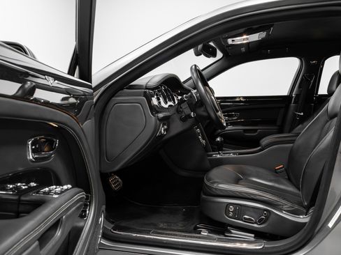 Used 2012 Bentley Mulsanne w/ Premiere Specification Pkg image 5