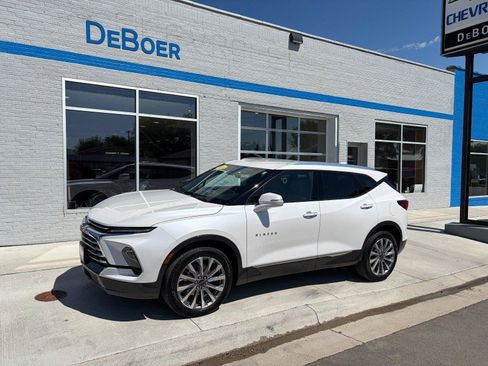 Used 2024 Chevrolet Blazer Premier w/ Enhanced Convenience Package AWD/4WD image 1
