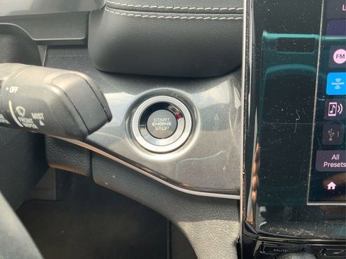 Used 2022 Jeep Grand Cherokee Altitude image 22