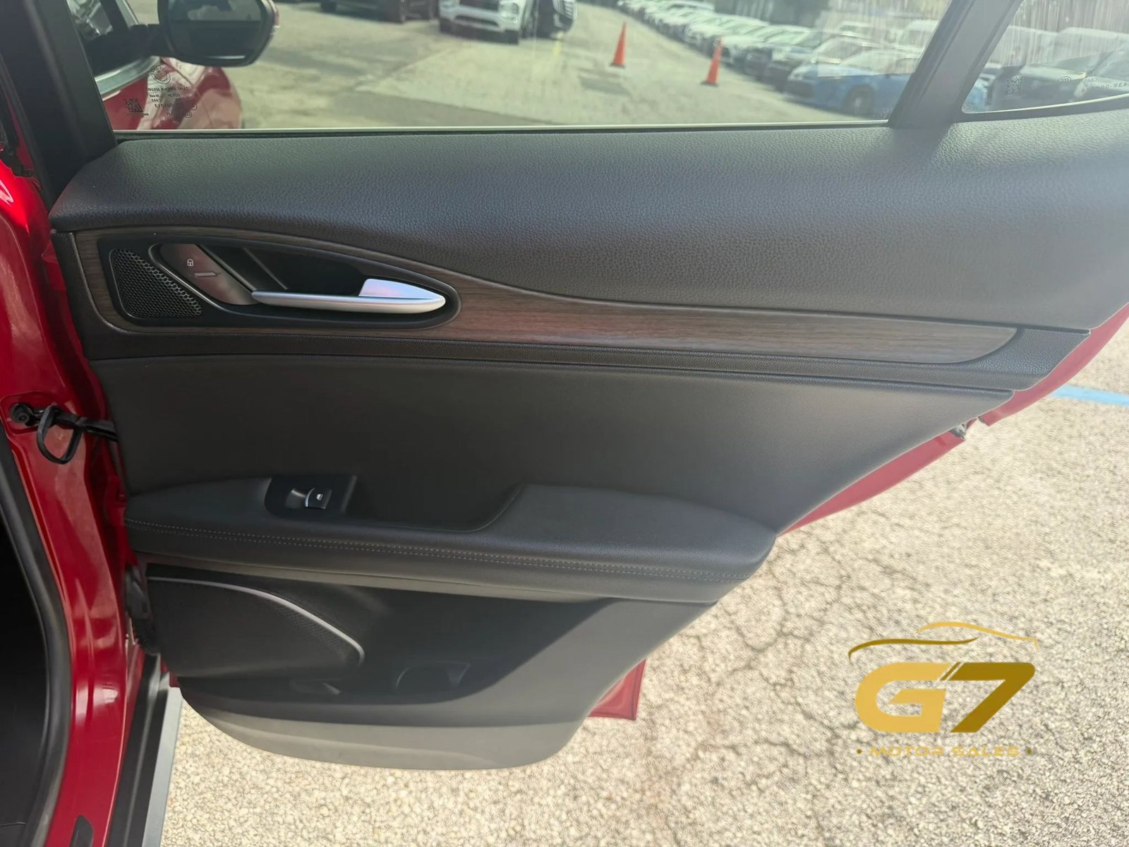 Used 2018 Alfa Romeo Stelvio Ti AWD/4WD image 19
