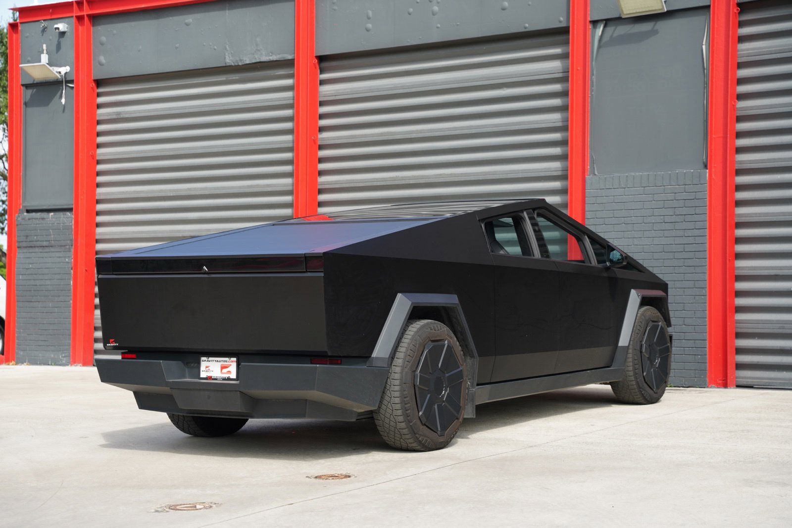 Used 2024 Tesla Cybertruck Cyberbeast AWD/4WD image 6