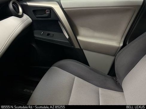 Used 2013 Toyota RAV4 XLE FWD image 19