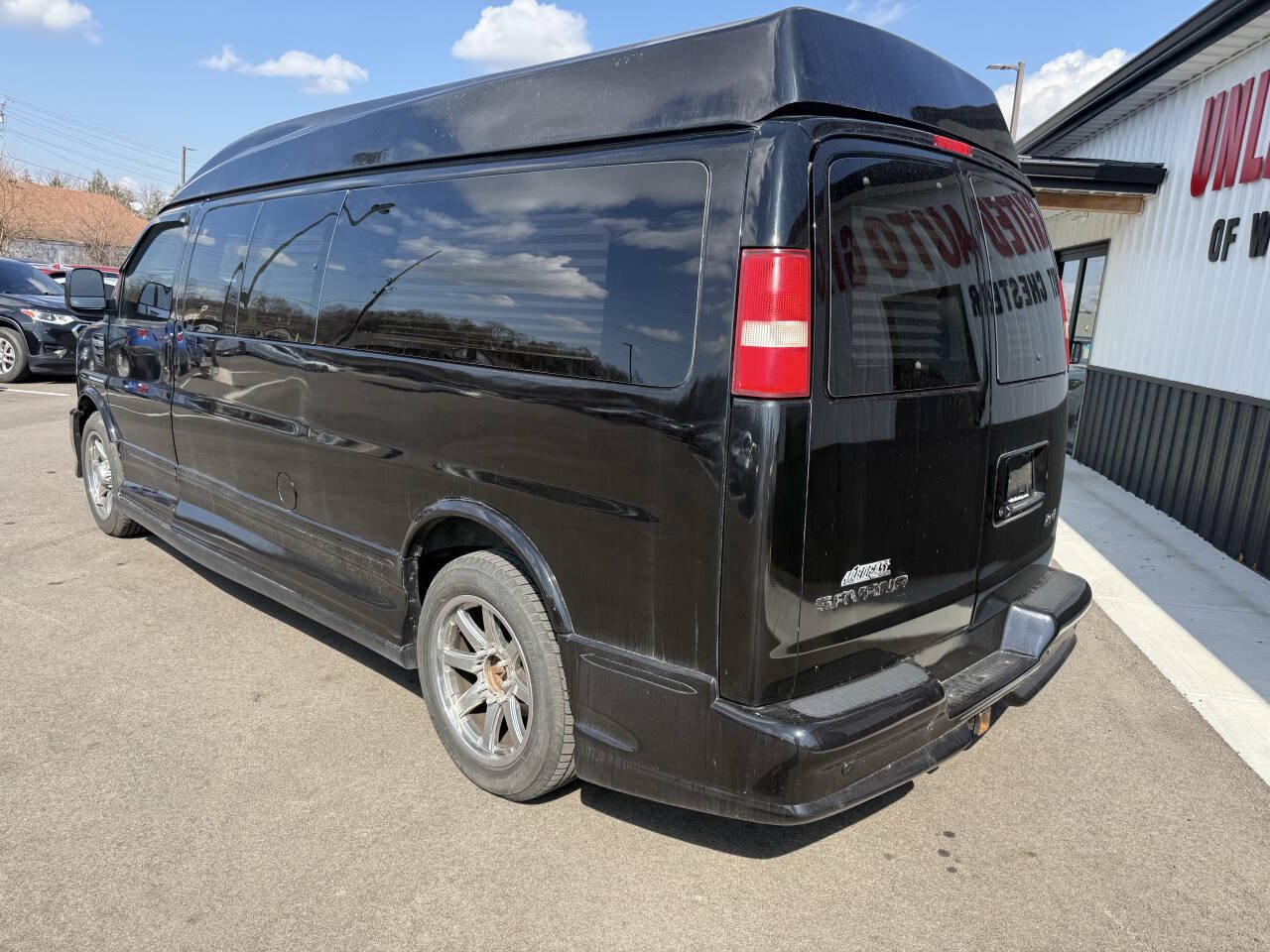 Used 2014 GMC Savana 2500 Extended RWD image 10