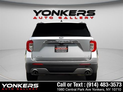 Used 2023 Ford Explorer Limited image 7