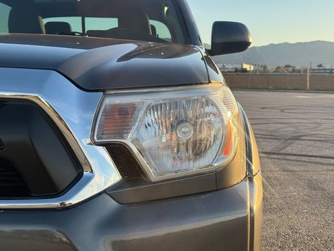 Used 2012 Toyota Tacoma 4x4 Double Cab image 14