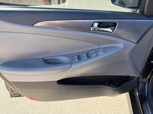 Used 2011 Hyundai Sonata Hybrid w/ Premium Equipment Pkg 2 FWD image 14