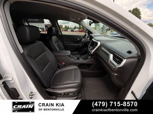 Used 2023 GMC Acadia SLT w/ Elevation Edition FWD image 34