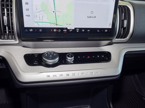 New 2026 Ford Expedition Max Active RWD image 19