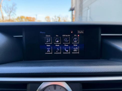 Used 2015 Lexus RC 350 image 27