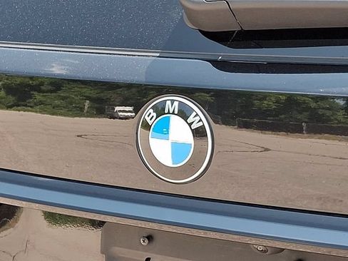 Used 2024 BMW X7 xDrive40i w/ M Sport Package AWD/4WD image 35