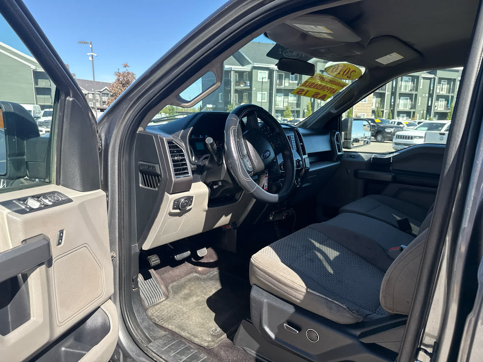 Used 2016 Ford F150 XLT AWD/4WD image 24