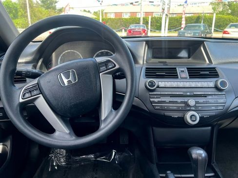Used 2010 Honda Accord LX-P image 8