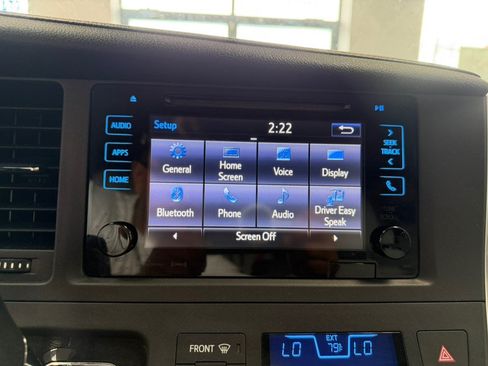 Used 2016 Toyota Sienna XLE w/ XLE Navigation Package AWD/4WD image 68