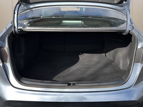 Used 2022 Toyota Corolla LE image 14