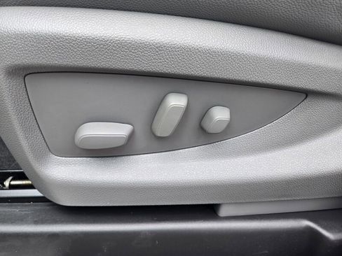 Used 2020 Chevrolet Tahoe LT image 21