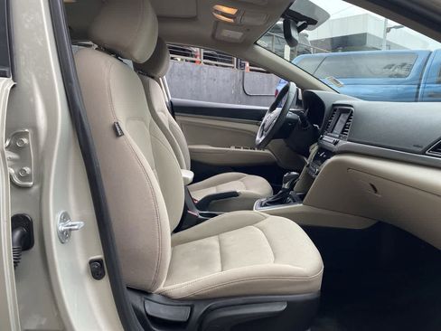 Used 2018 Hyundai Elantra Value Edition FWD image 19