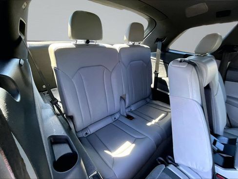 Used 2018 Audi Q7 2.0T Premium Plus w/ Premium Plus Package AWD/4WD image 14