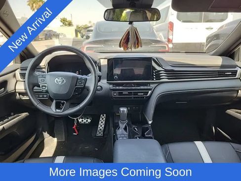 Used 2025 Toyota Camry SE FWD image 10