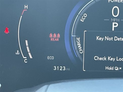 Used 2025 Lexus NX 300h AWD w/ Luxury Package image 31