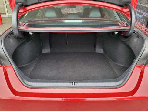 Certified 2022 Toyota Avalon XLE image 26