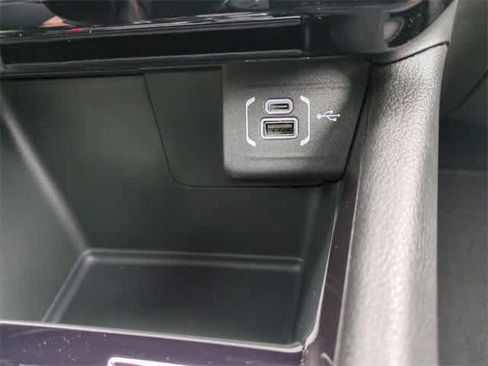 New 2026 Jeep Compass Latitude image 32