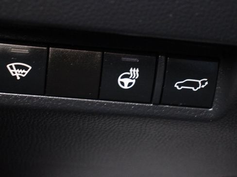 Certified 2022 Toyota RAV4 XLE image 28