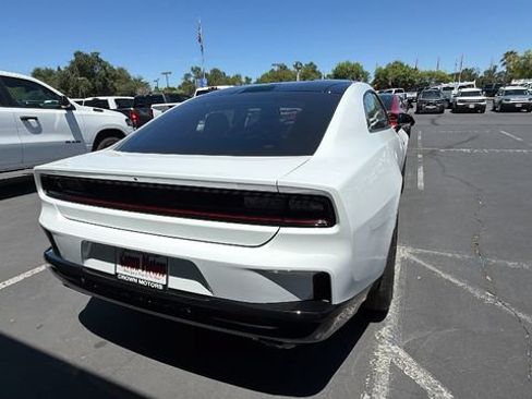 New 2026 Dodge Charger R/T w/ Blacktop Package AWD/4WD image 4