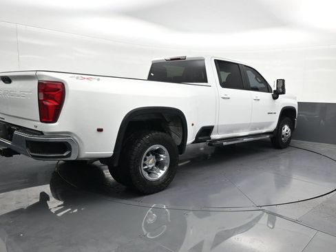 Used 2024 Chevrolet Silverado 3500 LT w/ Convenience Package AWD/4WD image 5