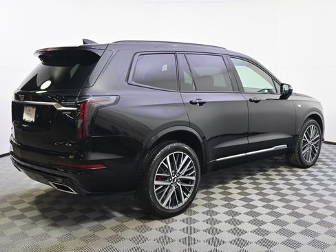 Certified 2025 Cadillac XT6 Sport w/ Technology Package image 7