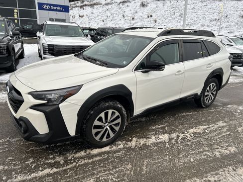 Certified 2023 Subaru Outback Premium image 15