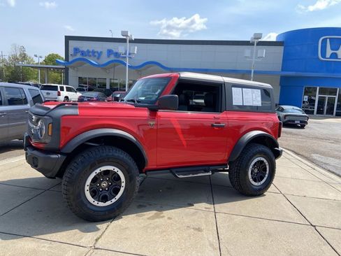 Used 2023 Ford Bronco Badlands w/ Sasquatch Package image 5