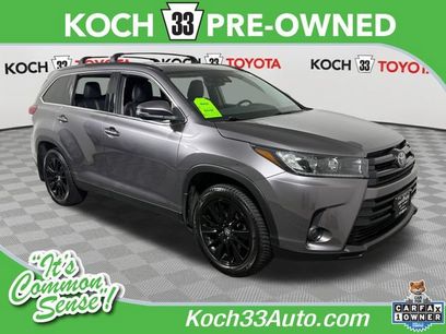 Used 2019 Toyota Highlander SE