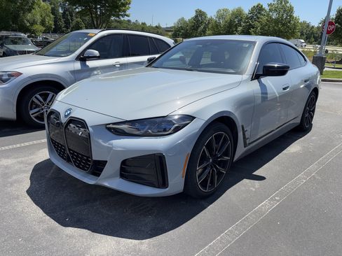 Certified 2023 BMW i4 eDrive40 w/ M Sport Package RWD image 13