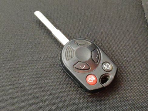 Used 2018 Ford Focus SE image 32