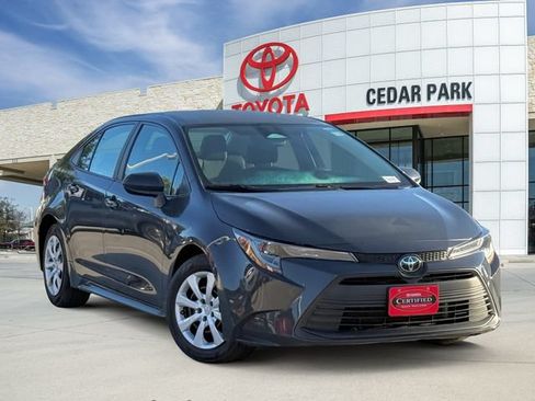 Used 2024 Toyota Corolla LE FWD image 1