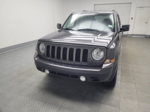Used 2016 Jeep Patriot Latitude AWD/4WD image 15