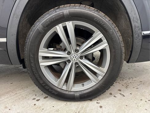 Used 2019 Volkswagen Atlas SE w/ Towing Package AWD/4WD image 31