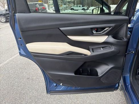 Used 2022 Subaru Ascent Premium w/ Convenience Package image 14