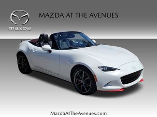 Used 2018 MAZDA MX-5 Miata Grand Touring video 3