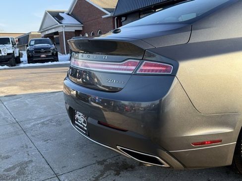 Used 2018 Lincoln MKZ Select w/ Select Plus Package image 16