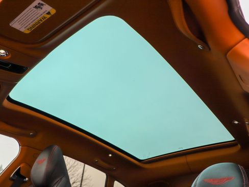 Used 2023 Aston Martin DBX 707 image 15