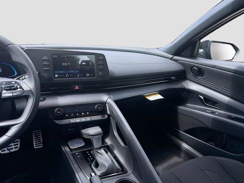 New 2026 Hyundai Elantra Sport FWD image 22