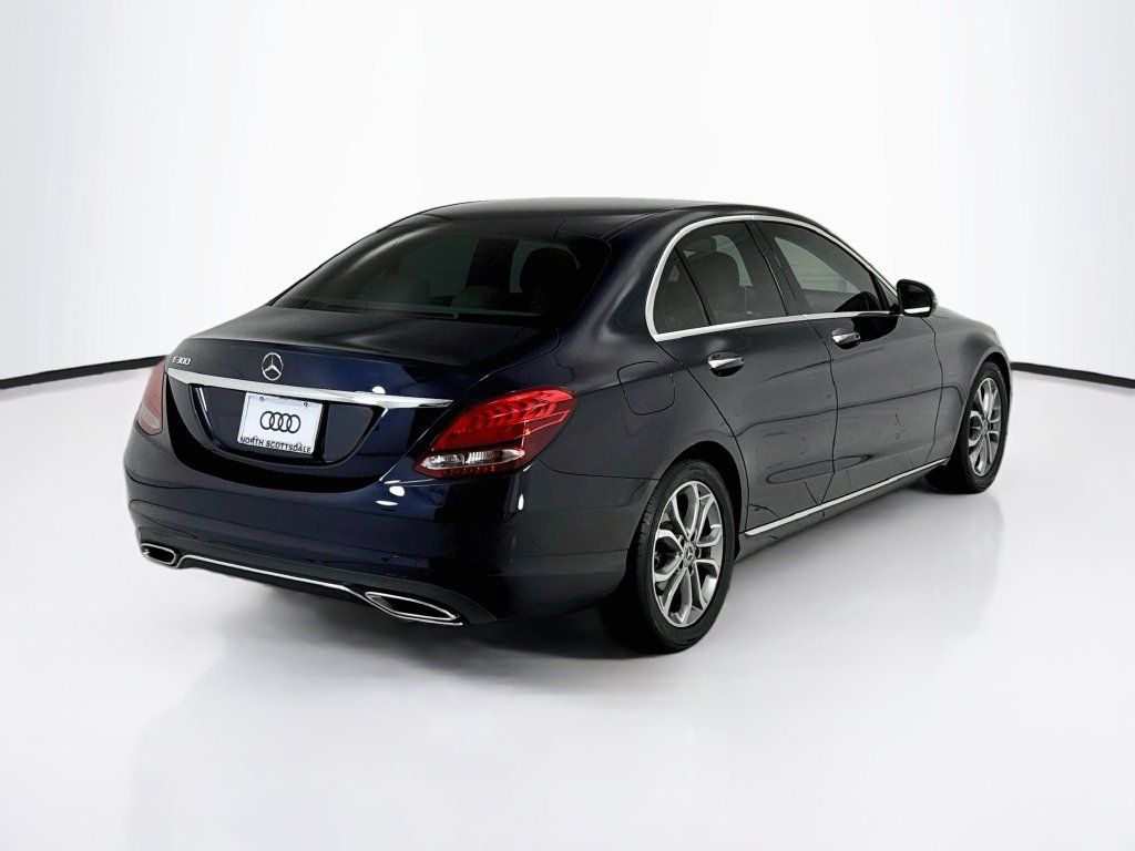 Used 2018 Mercedes-Benz C 300 Sedan image 5