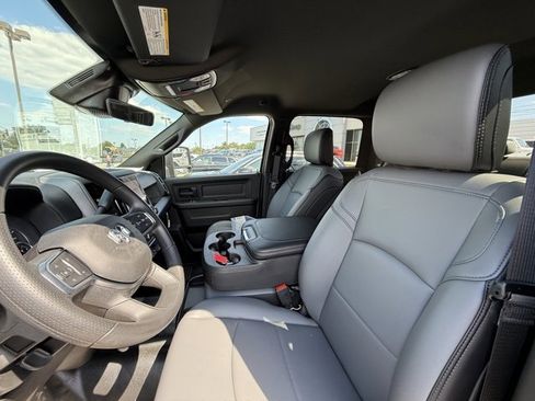 New 2026 RAM 2500 Tradesman w/ Chrome Appearance Group image 13