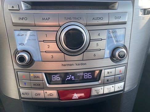 Used 2013 Subaru Legacy 3.6R Limited image 16