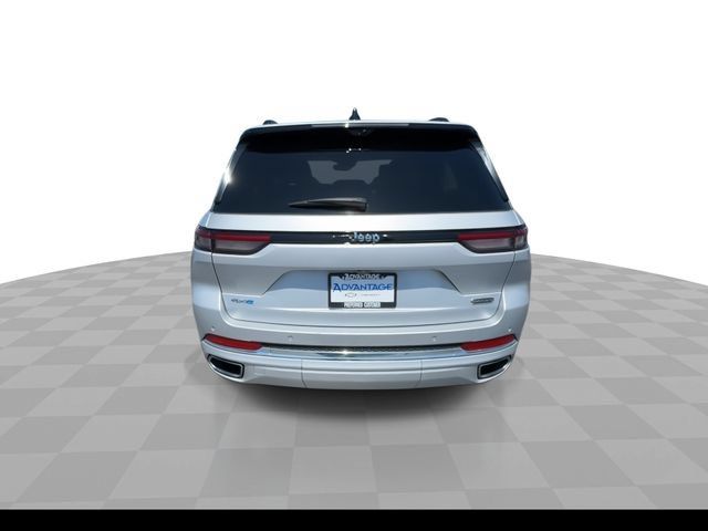 Used 2022 Jeep Grand Cherokee Overland w/ Advanced Protech Group III AWD/4WD image 7