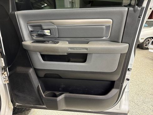 Used 2020 RAM 1500 Classic SLT image 55